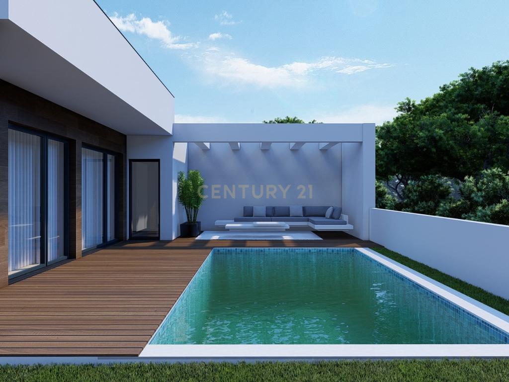 Moradia térrea em construção com piscina – Valadares, Corroios - Image 9