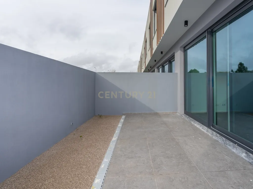 Mais que uma casa é um refugio de conforto e elegância ! - Image 21