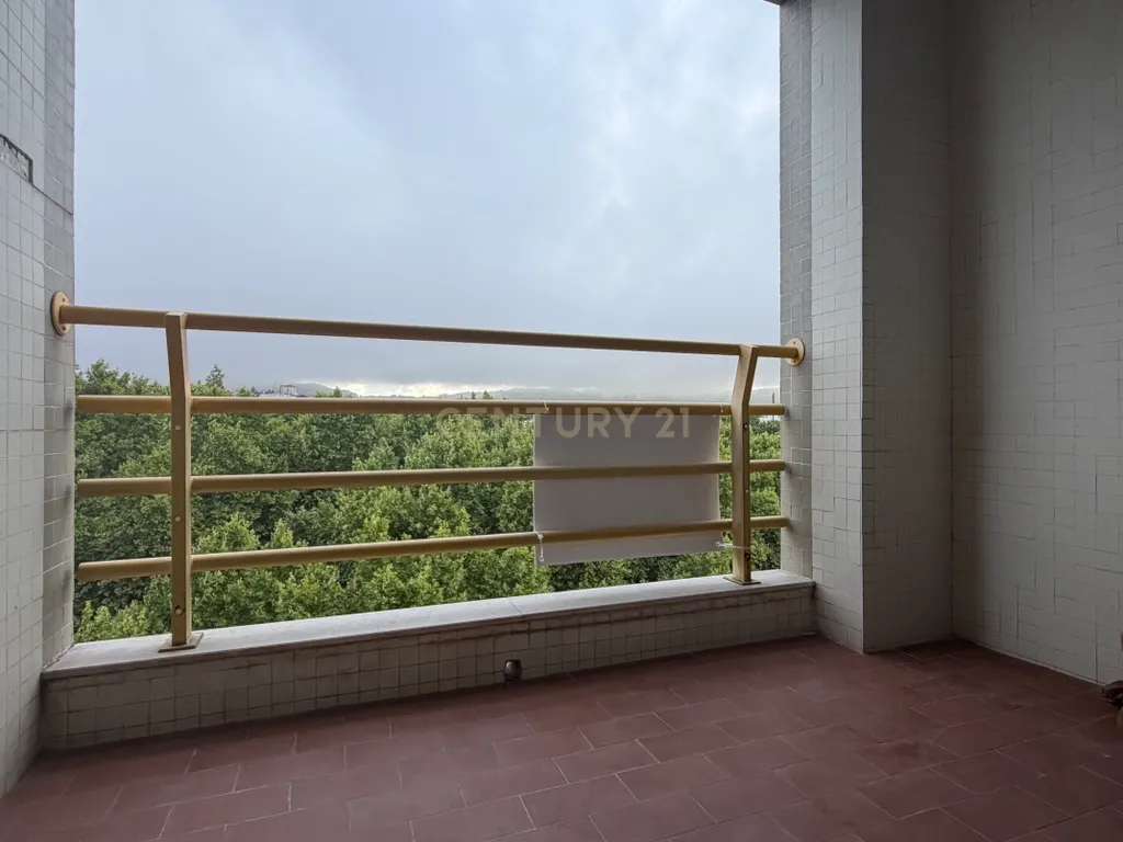 Apartamento T3 com Varandas e Vista Panorâmica no Bonfim, em Setúbal - Image 7