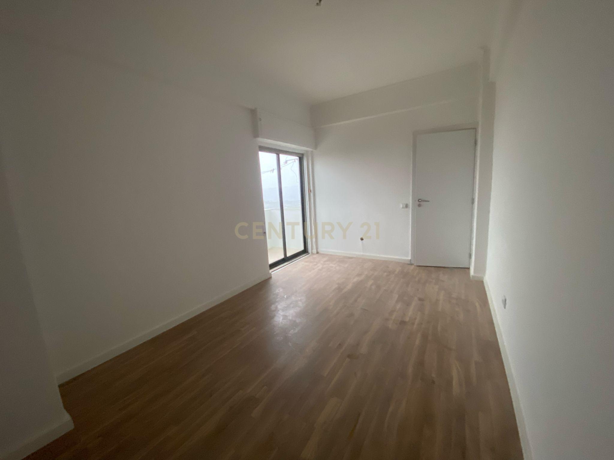 Excelente Apartamento T2 na Covilhã - Image 11