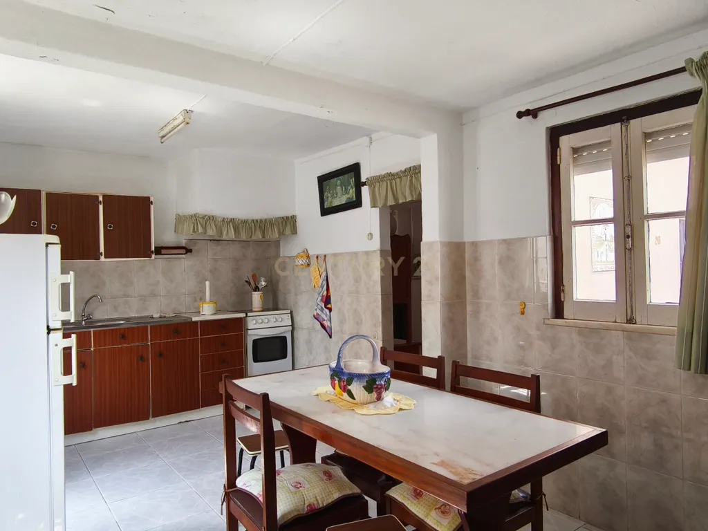 Moradia T4 em Torres Vedras em lote de 625m2 - Image 18