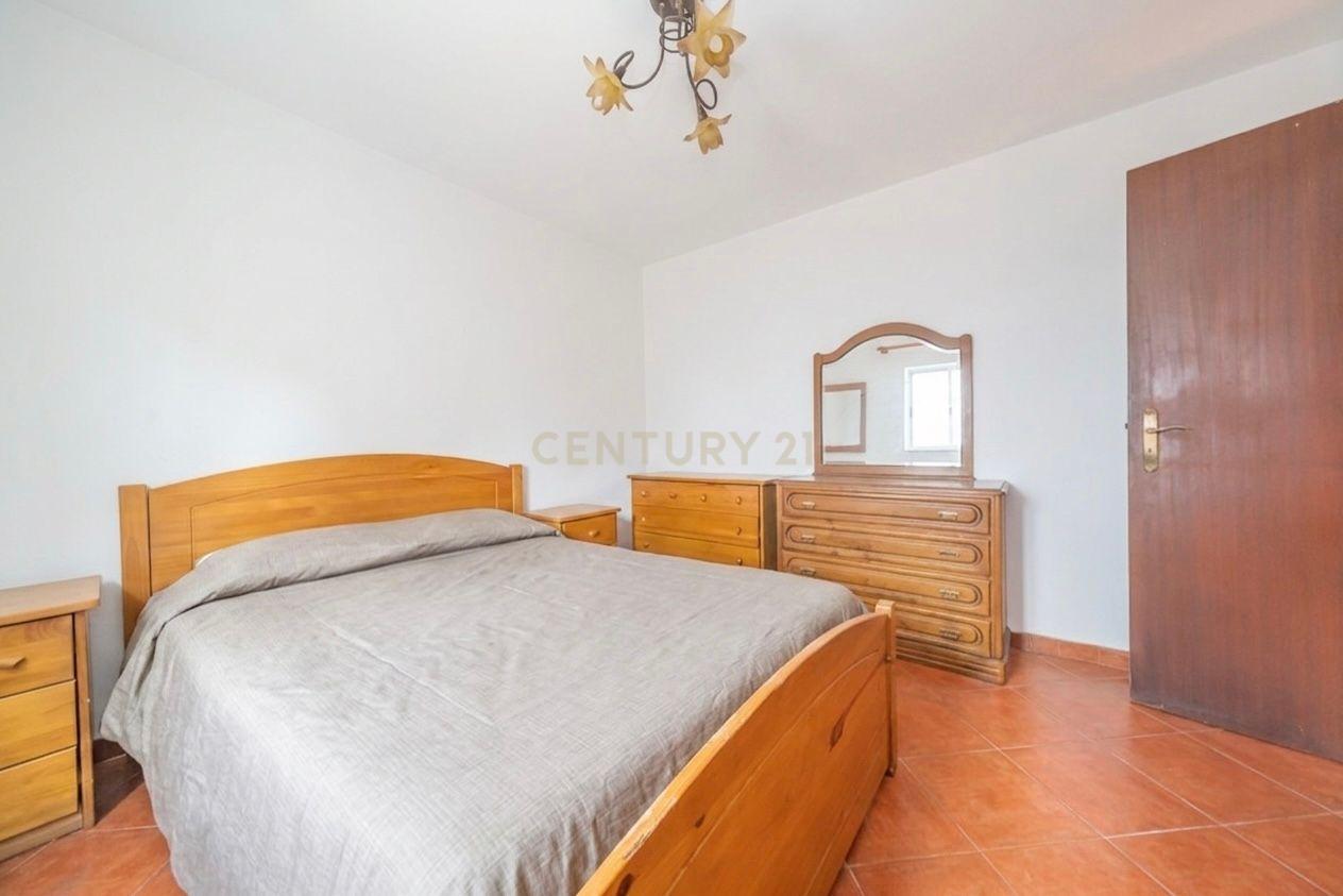 Fotografia 7 de Moradia T2 com Terraço, Quintal e Vista Rio no Casal das Figueiras, Setúbal