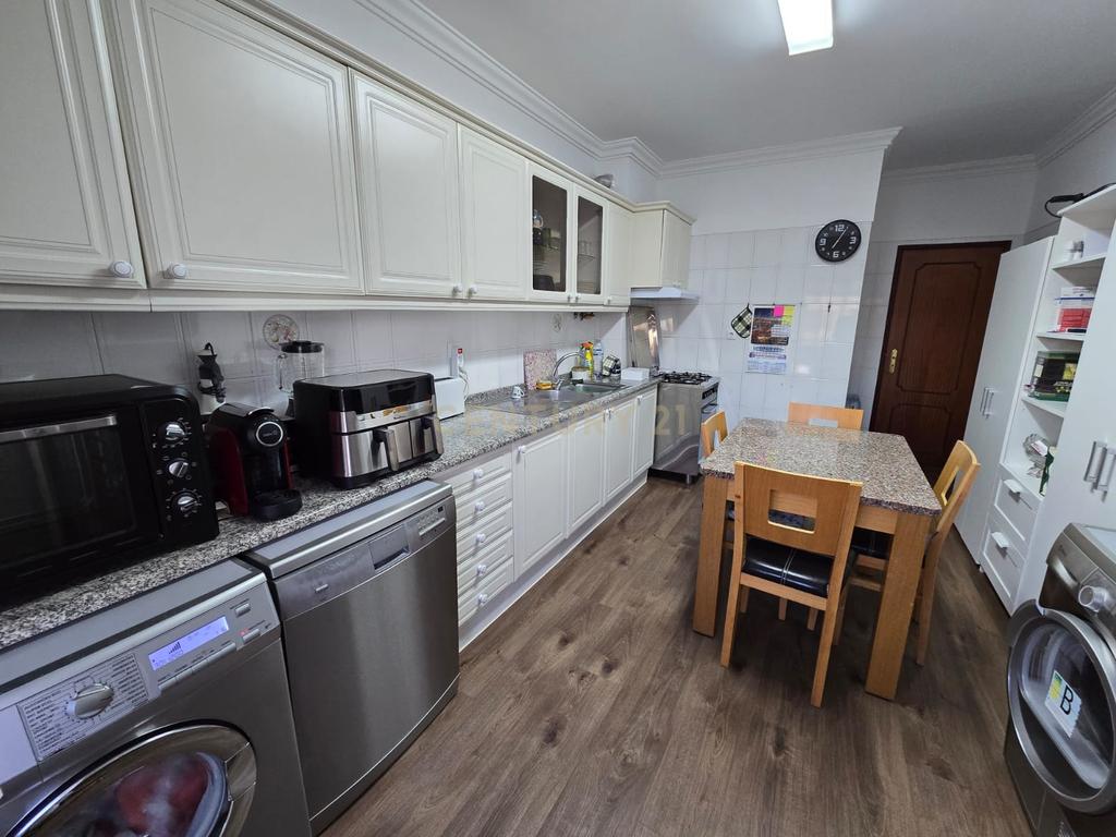 Apartamento T2 em Setúbal, Poço Mouro - Image 2