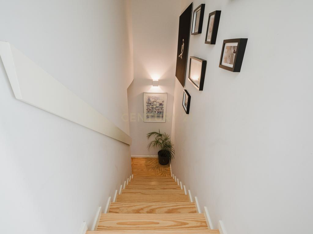 Moradia T3 Totalmente Remodelada no Bairro da Vilarinha, Porto - Image 14