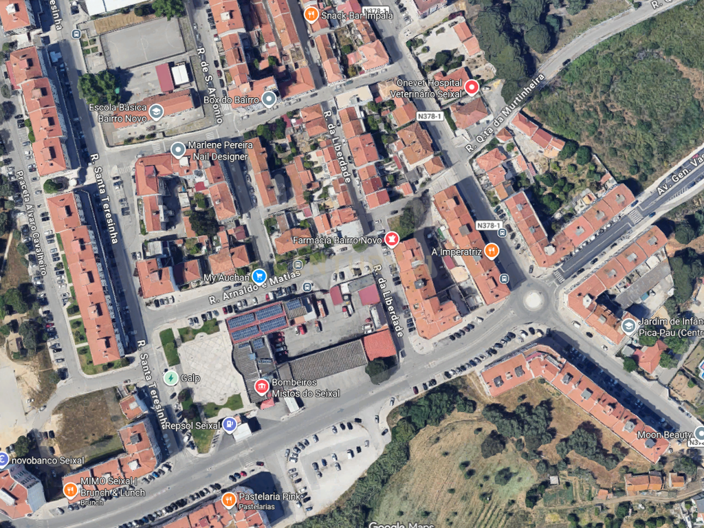 Apartamento T2 com Duas Varandas na Quinta do Álamo, Seixal - Image 7
