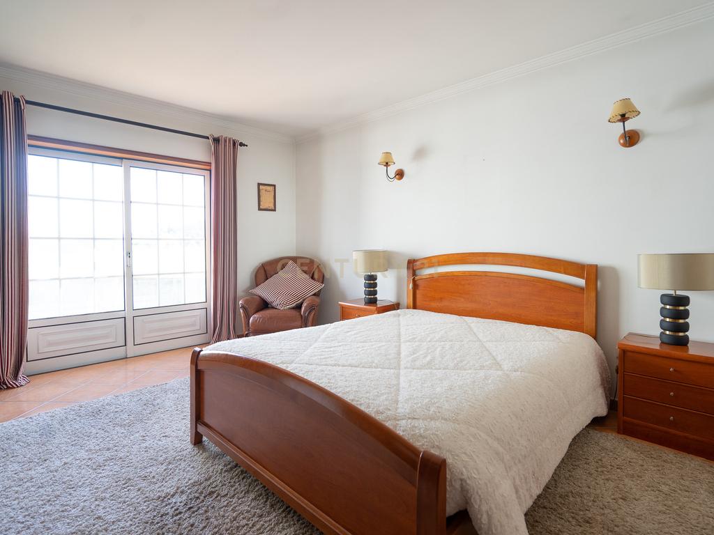 Moradia T4, com jardim e terraço, em Anadia  - Image 4