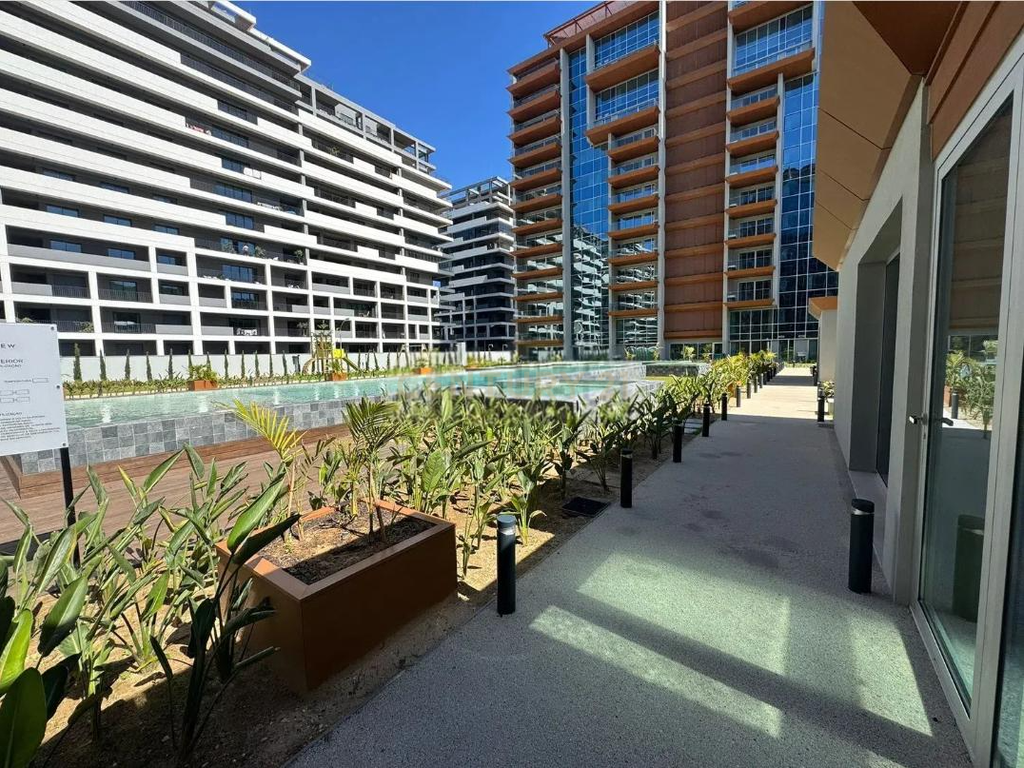 Apartamento Novo em Algés, Oeiras com Vista para a Cidade - Image 5