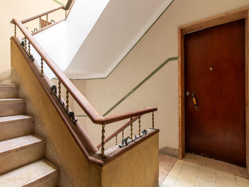 Prédio Totalmente Arrendado | Excelente Oportunidade de Investimento | Póvoa de Santa Iria - Image 8