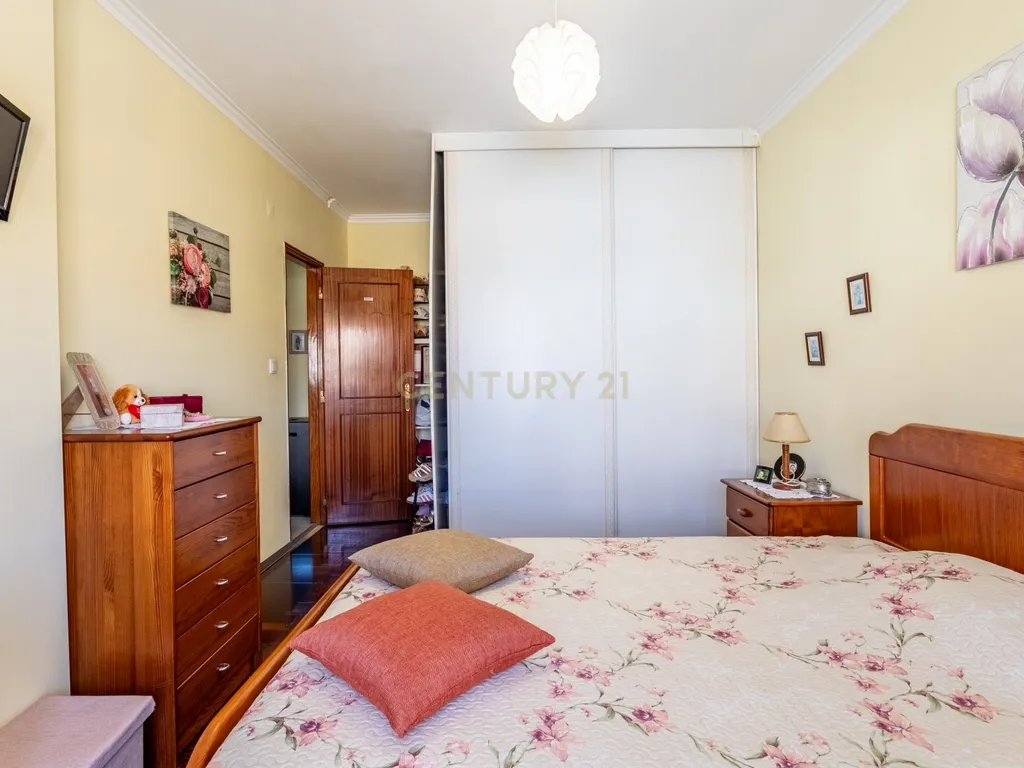 T3 Espaçoso em Excelente Localização- Quinta do Conde - Image 24