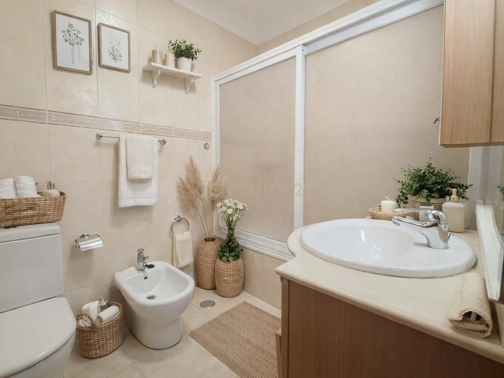 Apartamento T3 com 121m2 para arrendamento no Areeiro, Lisboa - Image 7