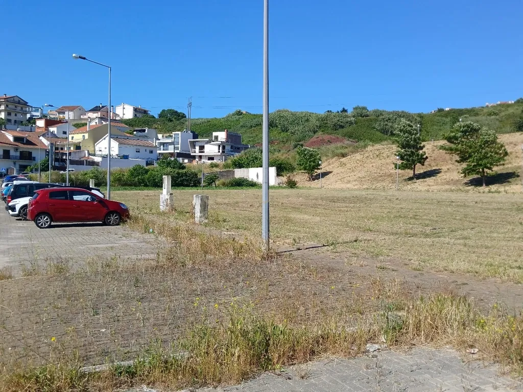 Oportunidade de Investimento, 2 Lotes Urbanos para Construção de Prédios - Image 9