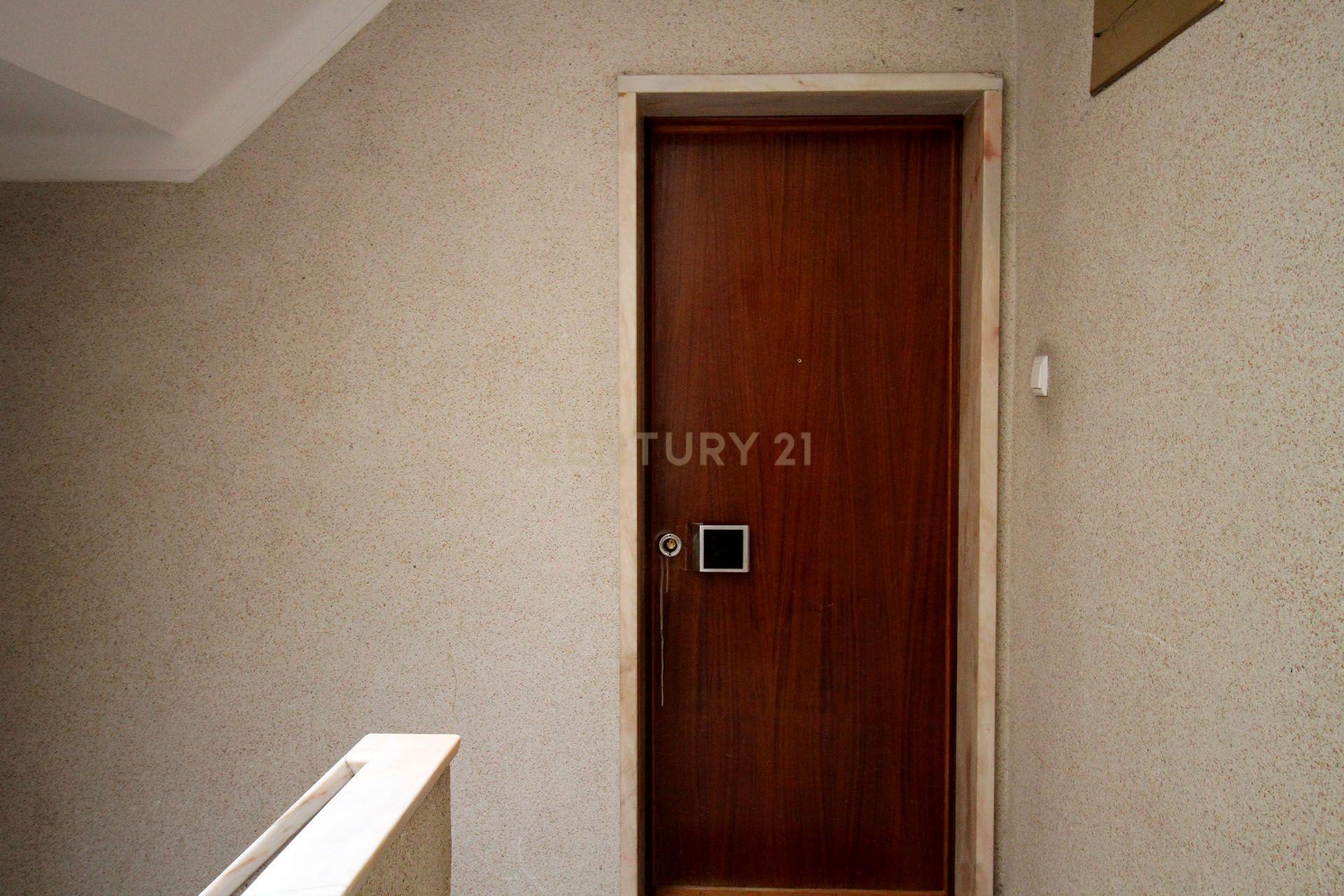Fotografia 9 de Apartamento T3 Central Almada Remodelado