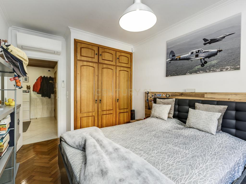 Apartamento T3 em Prior Velho com estacionamento - Image 14
