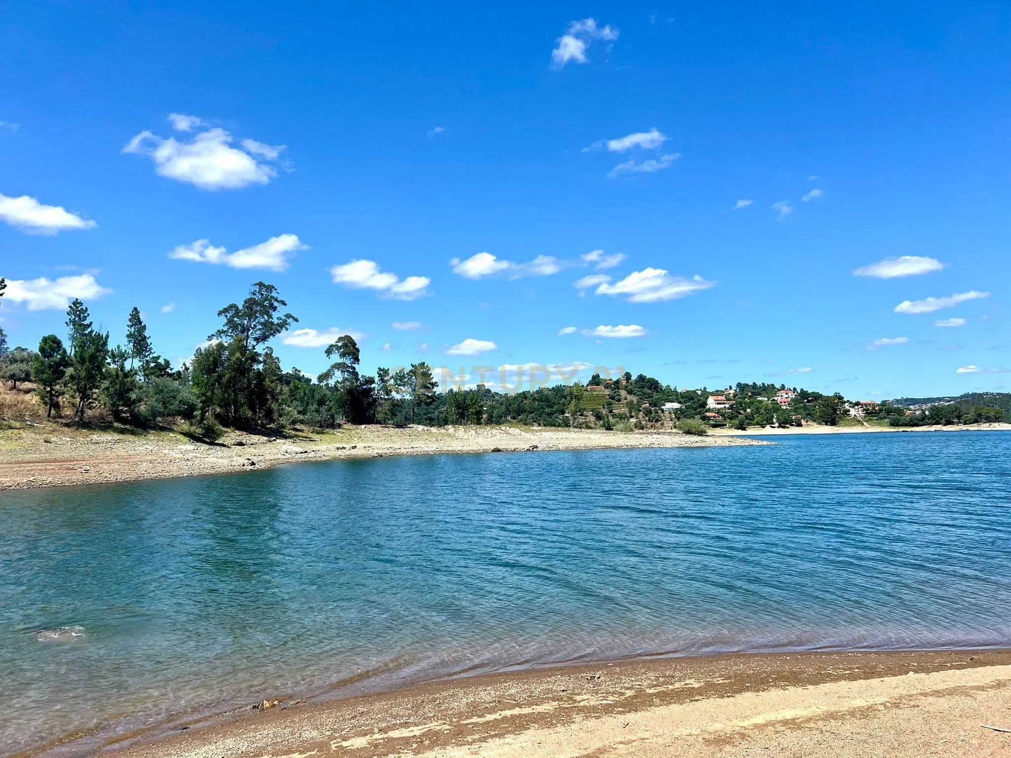 Casa para reconstrução total a 10 min da Praia Fluvial de Aldeia do Mato Abrantes - Image 29