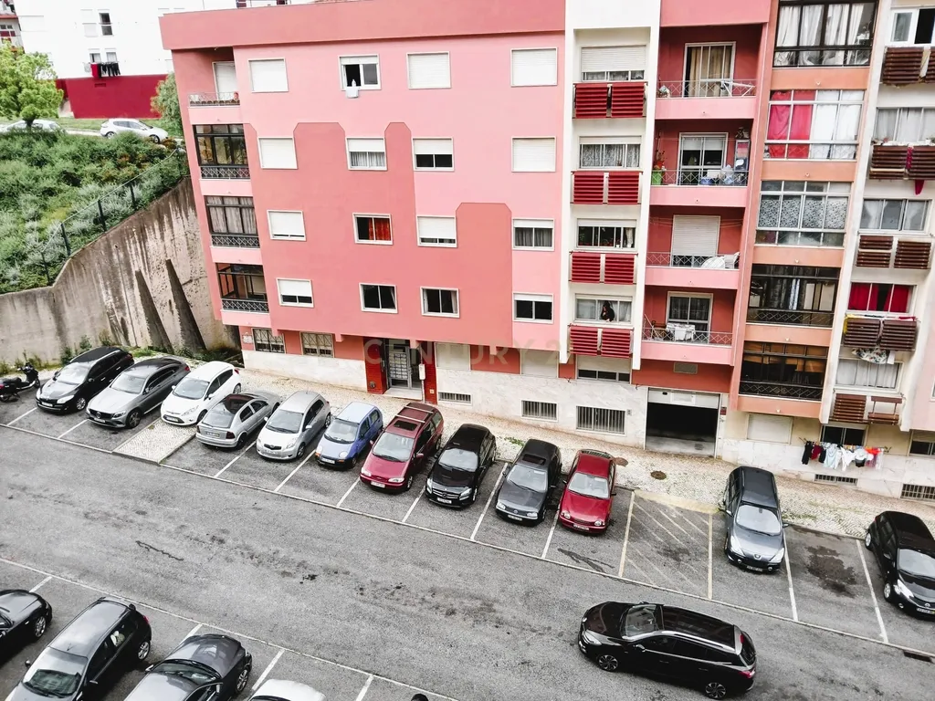Apartamento T2 em Queluz - Image 16