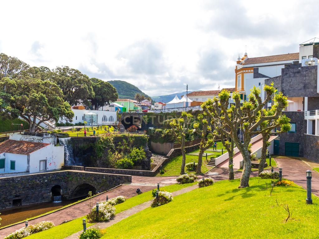 Oportunidade de Investimento - Ruína para Reabilitação no Centro da Ribeira Grande (Matriz) - Image 15