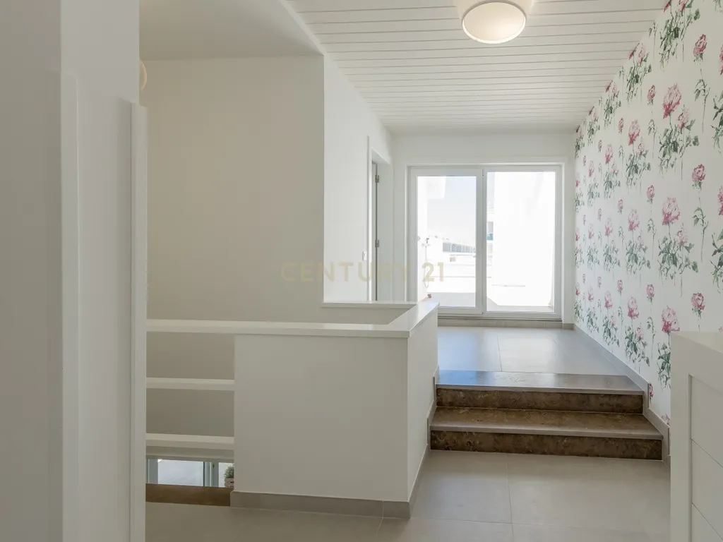 Moradia T6 Geminada - Ténis - Clube do Lago - Vilamoura - Image 13
