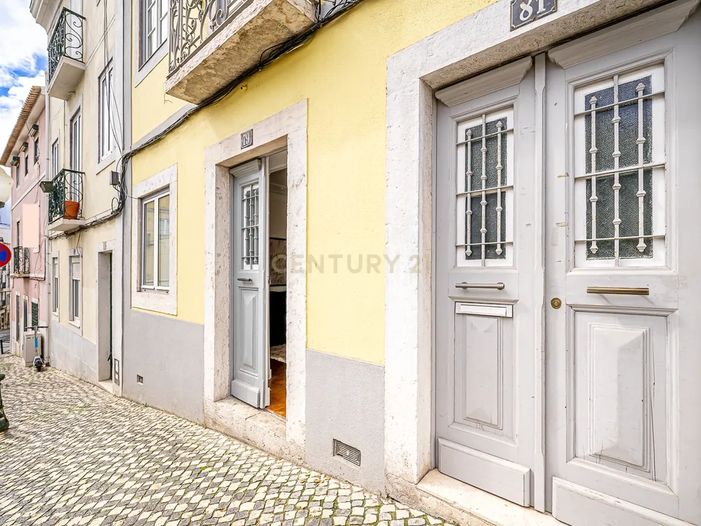 Apartamento T2 para Arrendamento – Rua São João da Mata, Lisboa - Image 12