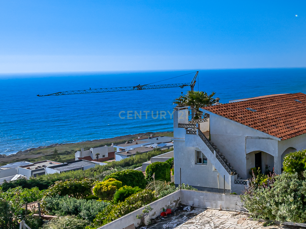 Moradia com Vista Panorâmica para o Mar – Ribamar / Ericeira - Image 11