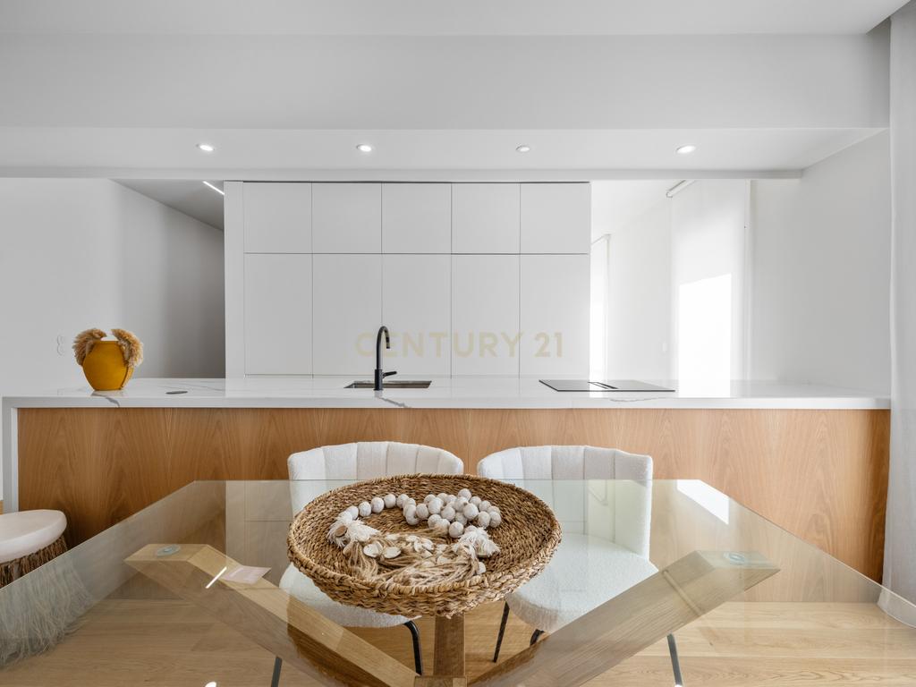 Luxuoso apartamento T3 no Centro de Setúbal e a 300m da praia - Image 6