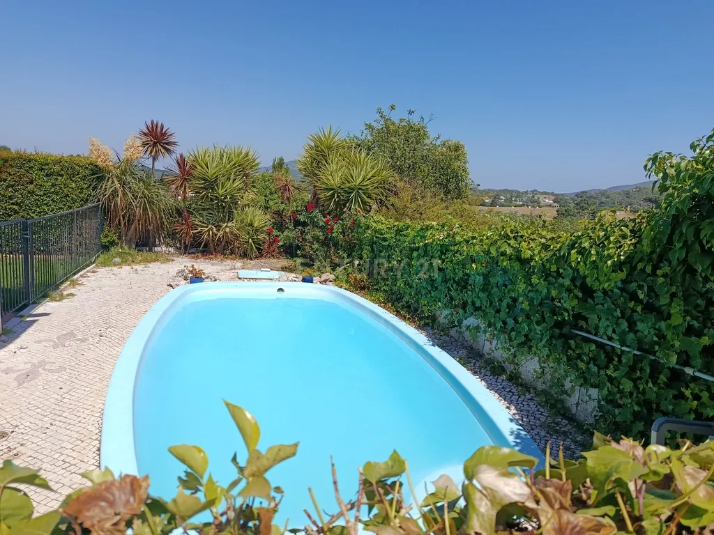 Casa Isolada em Sampaio-Sesimbra, Setúbal com Piscina e Vista Panorâmica - Image 24