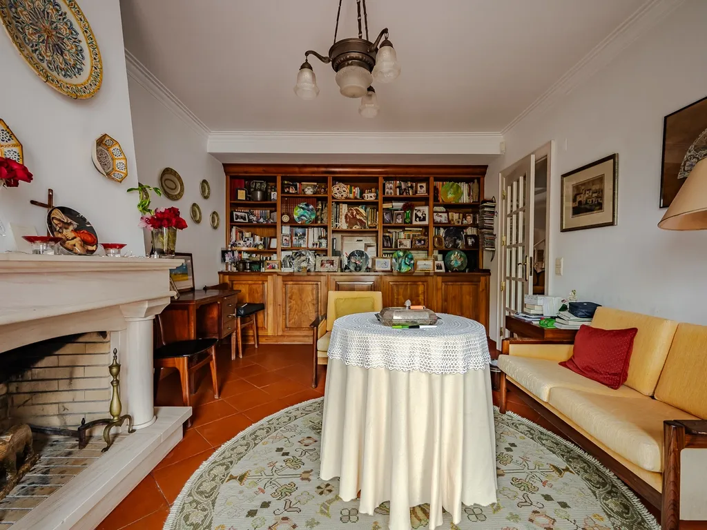 Moradia de sonho com Piscina, 7 Divisões e com Terreno 8461 m2 – Excelente Localização, a 40 minutos de Lisboa ! - Image 17