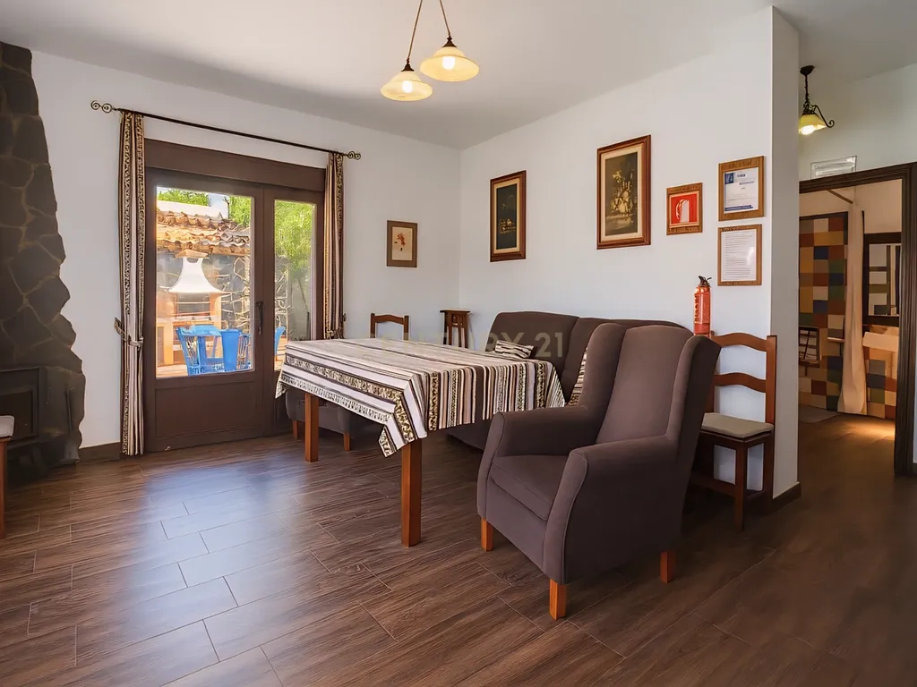 Exclusiva Propriedade Boutique com 3 Apartamentos Independentes, Piscina e Jardim Privado perto de Ronda – Elevada Rentabilidade Turística - Image 12