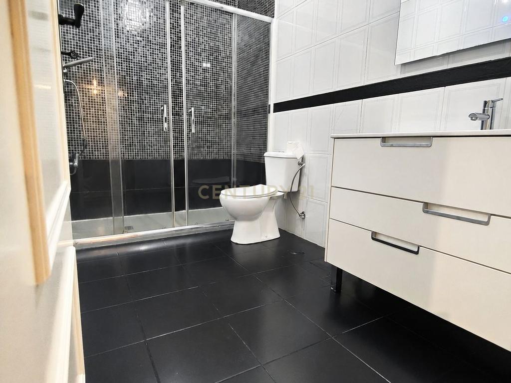 Apartamento T2 em Quinta do Conde, a 5 min Estação comboio da Fertagus - Image 9