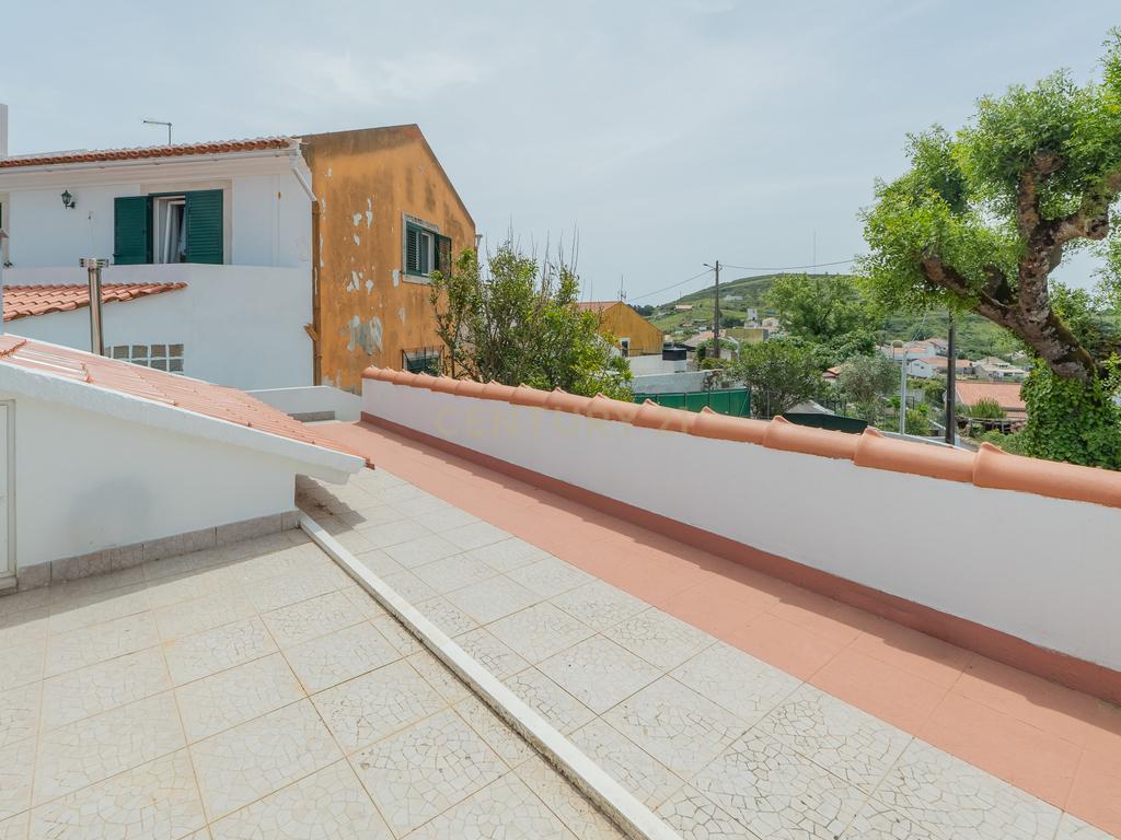 Moradia T2 com jardim e vista serra - qualidade de vida a 30 minutos de Lisboa | Arruda dos Vinhos - Image 29