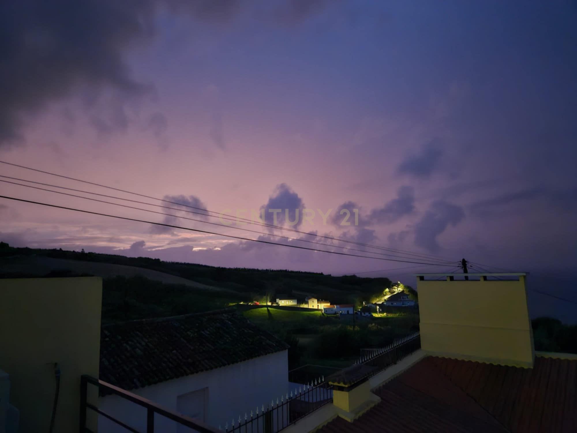 Moradia T4 com Vista Mar | Ajuda da Bretanha | São Miguel - Image 49