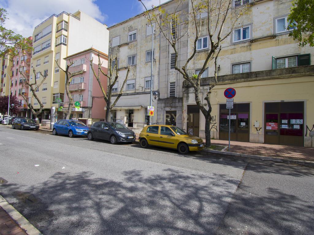 Apartamento T3 na Amadora - Image 35