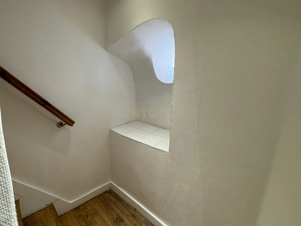 Predio totalmente Remodelado no coraçāo do Bairro Alto em Lisboa - Image 6