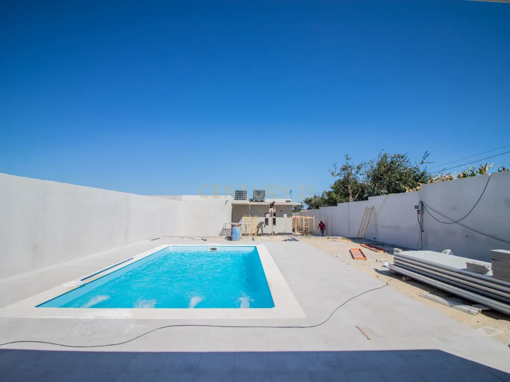 Moradia geminada em construção, com piscina e jardim na Boavista, Lavos, Figueira da Foz. - Image 30