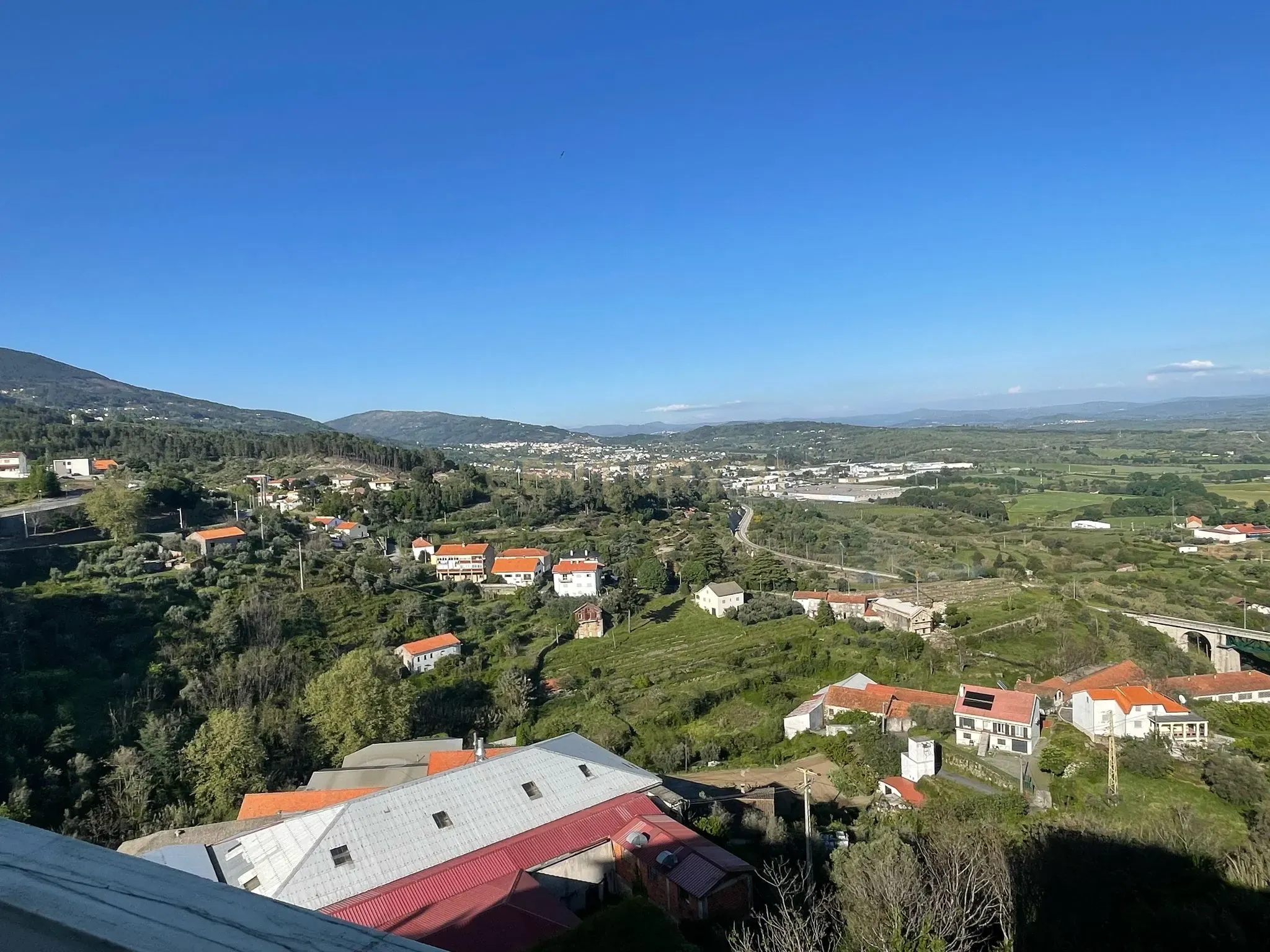 Excelente Apartamento T2 na Covilhã - Image 12