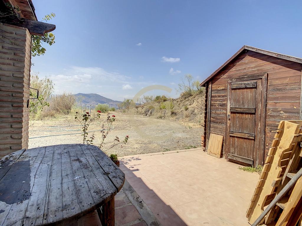 QUINTA RÚSTICA COM 11.000 m² DE TERRENO, PRIVACIDADE E VISTAS PANORÂMICAS EM ÁLORA - Image 18