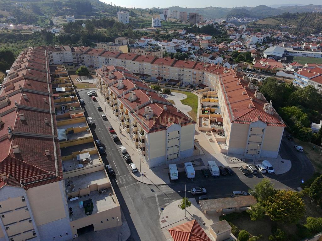 Apartamento T3 Remodelado na Horta dos Vimes - Viva com Conforto e Qualidade em Alenquer. - Image 46
