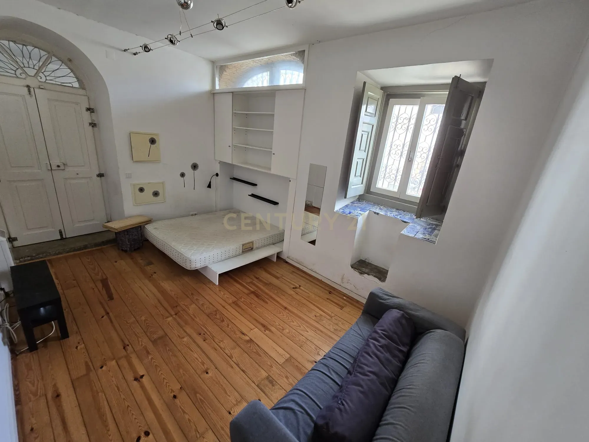 Apartamento T0 em Lisboa com LICENÇA AL válida e transmissível - Image 4