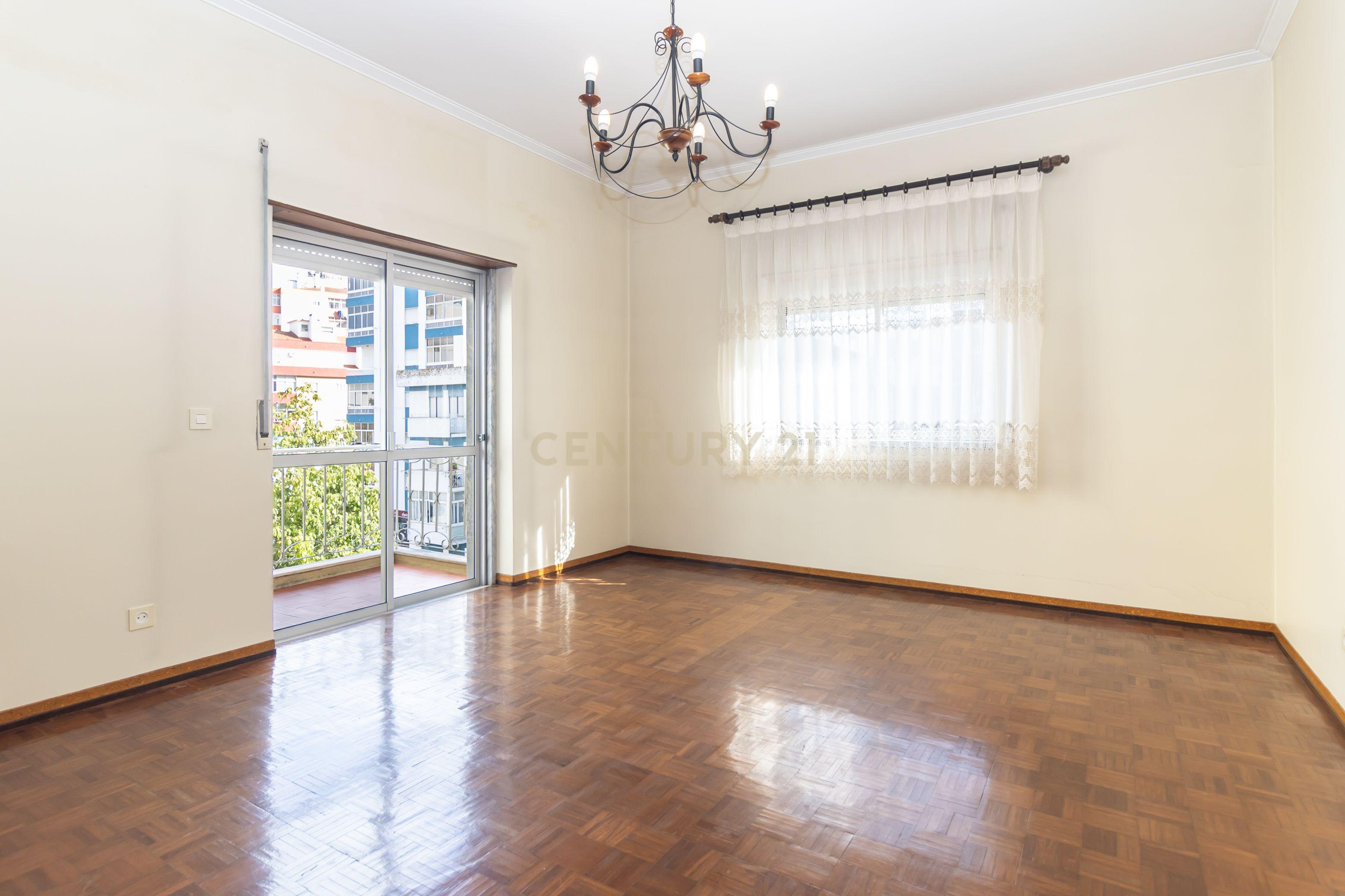 Fotografia 10 de Apartamento T3 em Amora, Seixal
