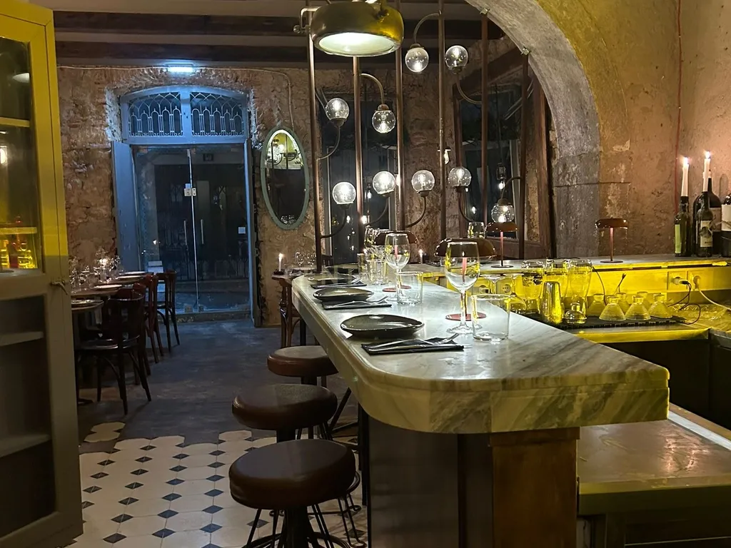Oportunidade de Trespasse | Restaurante em Zona de Referência - Image 6
