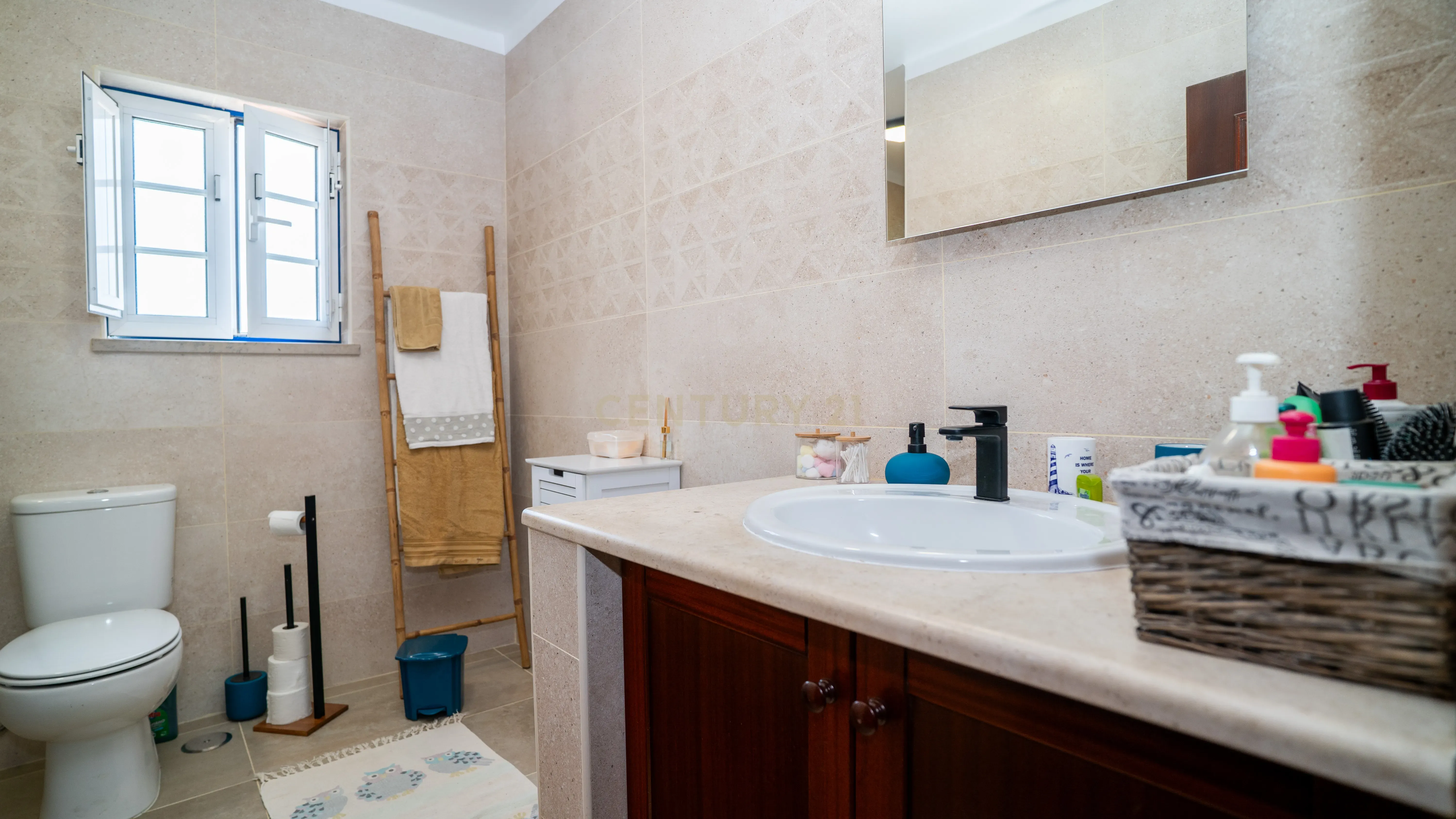 🏡 Moradia T4 Impecável em Olho Marinho – a poucos minutos de Peniche! - Image 32