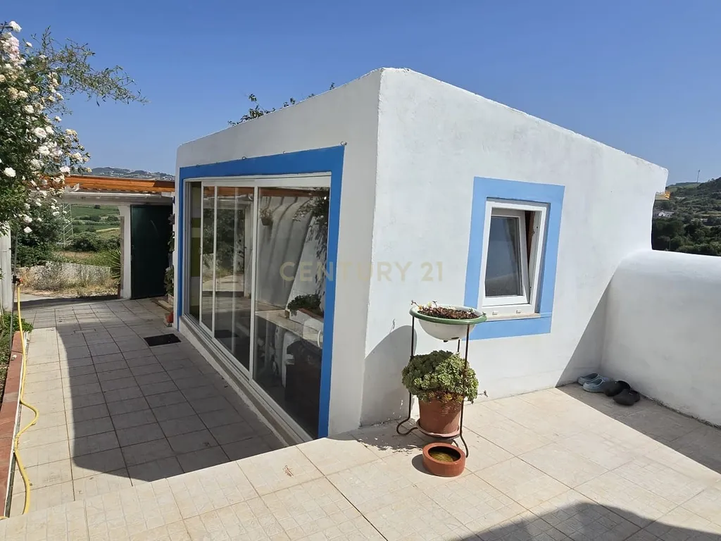 Moradia Renovado com Terraço e Jardim Caixaria - Torres Vedras - Image 27