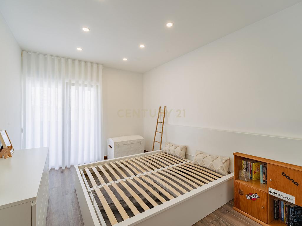 Apartamento T3 em Carnaxide, Lisboa - Image 41