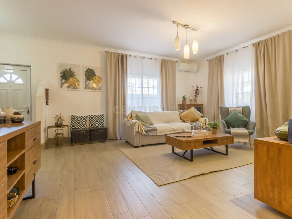 Moradia Geminada T3 - Quinta do Conde - Image 6