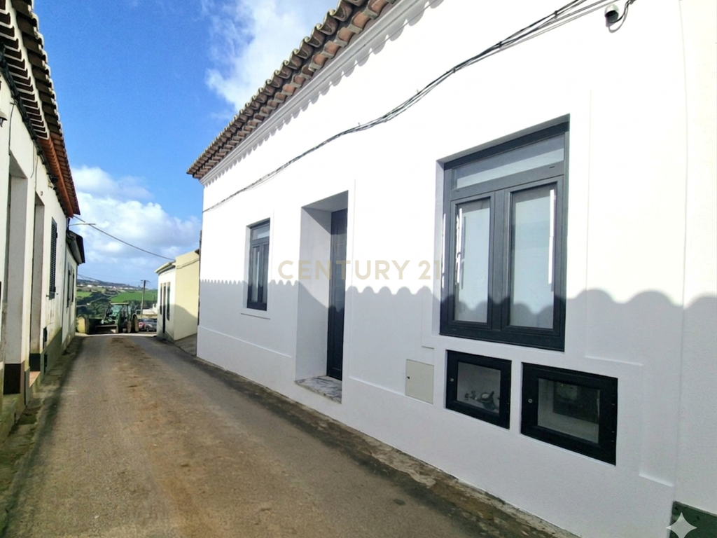 Moradia T3 Achada - Nordeste - Image 29