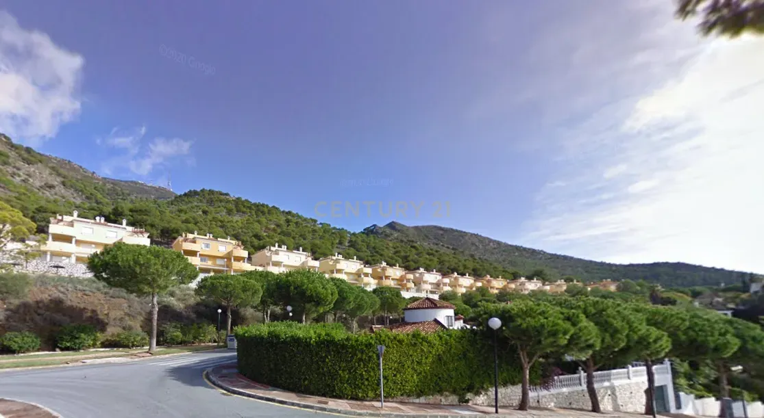 Moradia geminada em Buenavista, Mijas – Oportunidade para investidores – Direito de crédito - Image 1