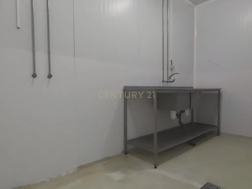 🚀 Expanda o Seu Negócio com Este Pavilhão Pronto a Produzir** Beja, Serpa  - Image 5