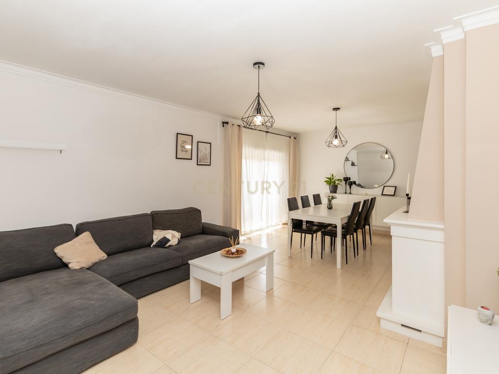 Apartamento T2, nos Fidalguinhos - Barreiro - Lavradio - Image 1