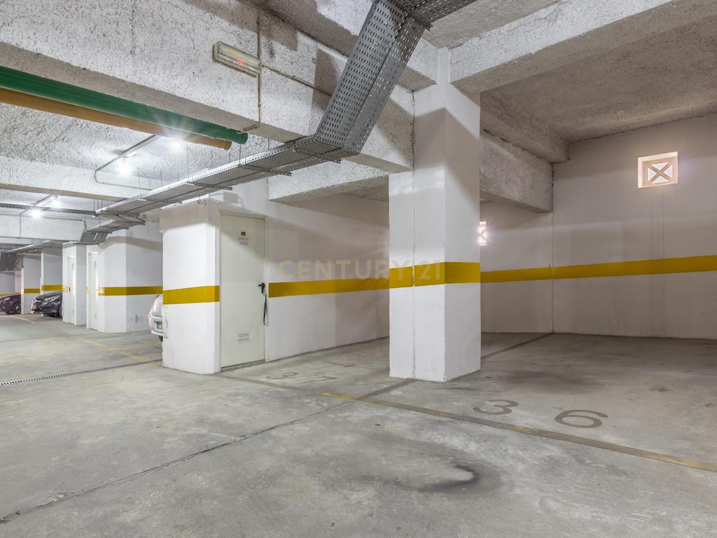 Apartamento T3 em Carnaxide – Arrendamento em Condomínio Privado - Image 28