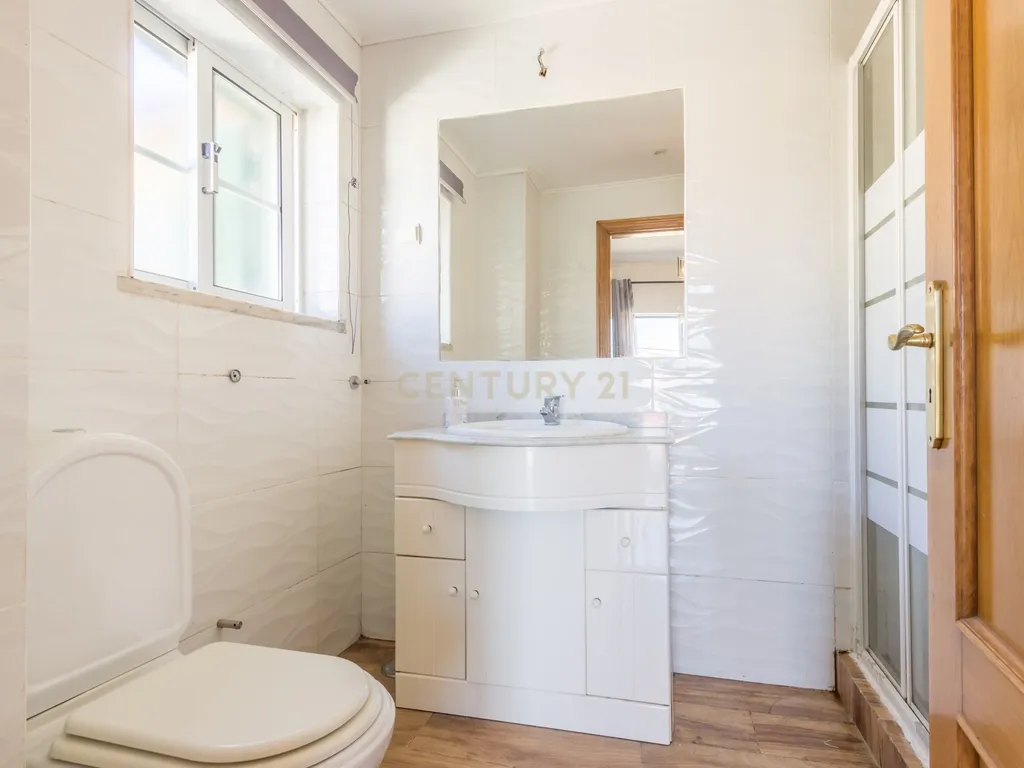 Moradia Geminada T3 - Quinta do Conde - Image 18