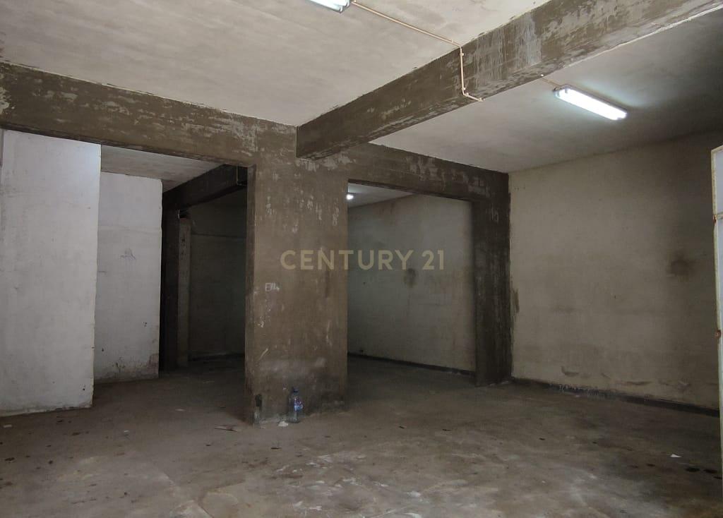 INVESTIMENTO - Venda de armazém arrendado (Lote 354) – Olivais Sul, Lisboa - Image 4